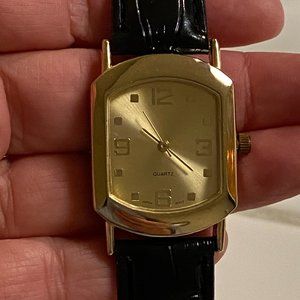 New Mens/Womens Analog Quartz Japan Movement Gold Tone Watch with New Battery